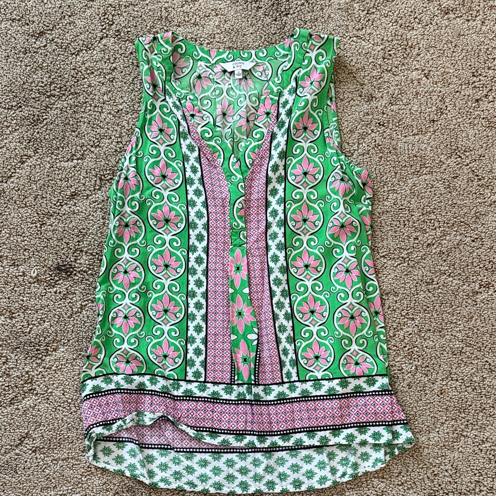 Crown & Ivy Green and Pink Floral Tank Top